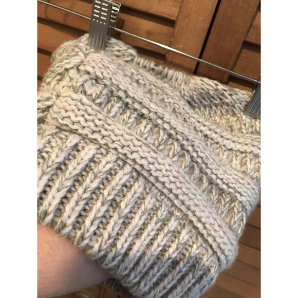 Women's C.C. Ponytail Messy Bun Beanie Ponytail Winter Knit Stretch hat GRAY - Picture 5 of 6